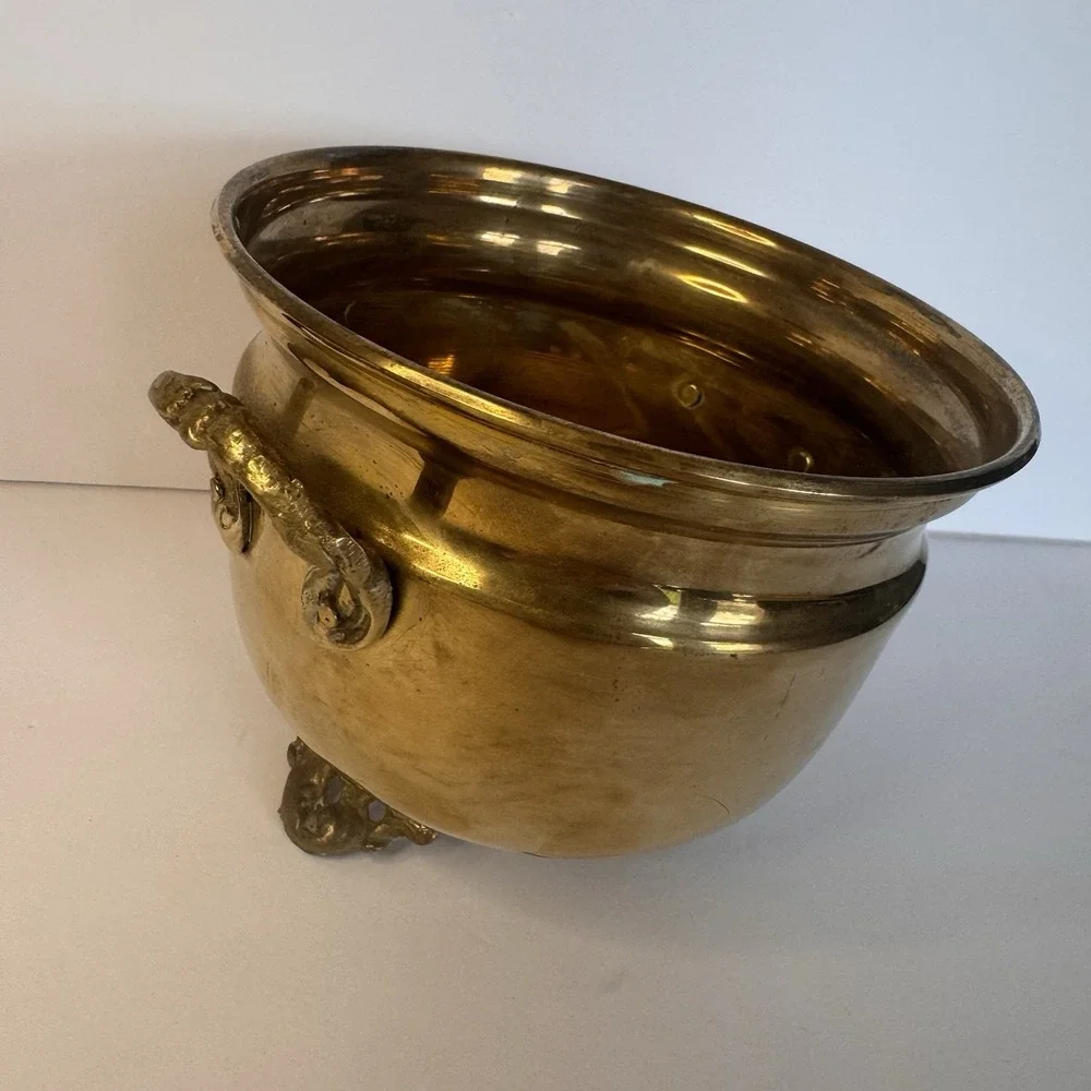 Vintage Brass Planter Jardiniere With Handles – Footed Lion Paw Base 4.5x6